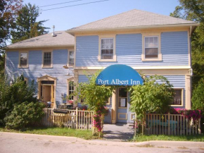 Port Albert Inn and Cottages